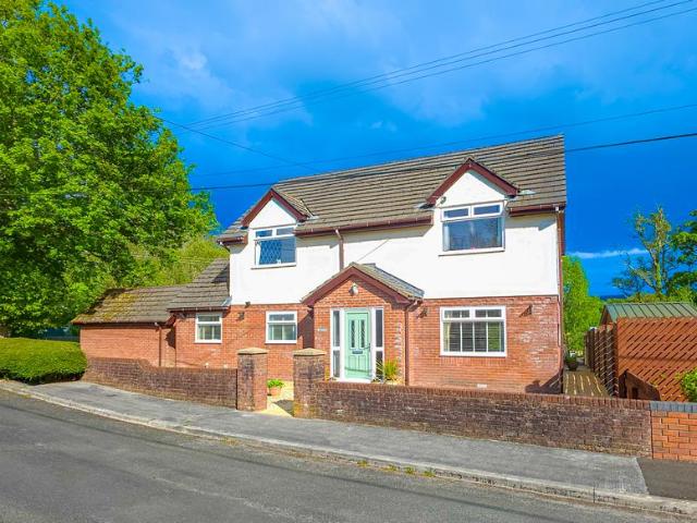 House for sale in Ammanford, Wales