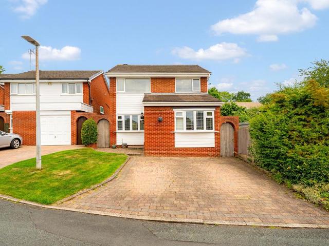 House for sale in Beechwood, Halton