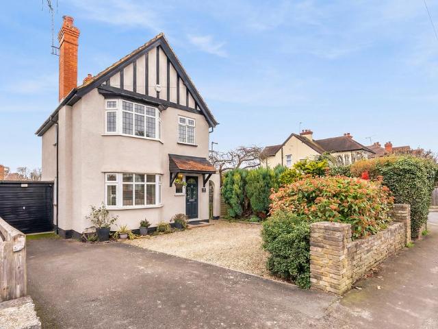 House for sale in Highway, Maidenhead