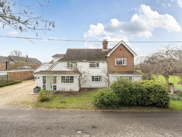 House for sale in Sandown Park, Kent
