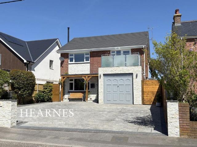 House for sale in Lytchett Matravers