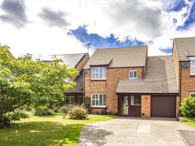 House for sale in Berrick Salome, Oxfordshire