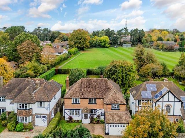House for sale in Nork, Red Hill