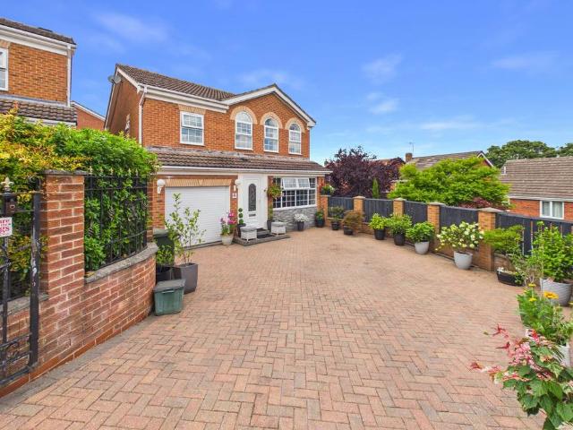 House for sale in Gedling, East Midlands