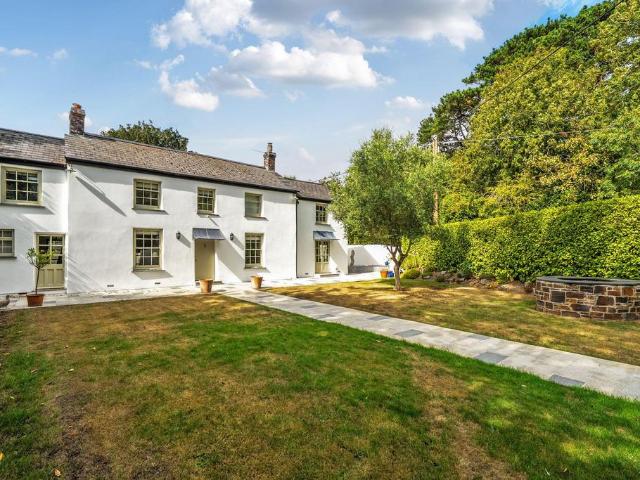 House for sale in Feock, Cornwall
