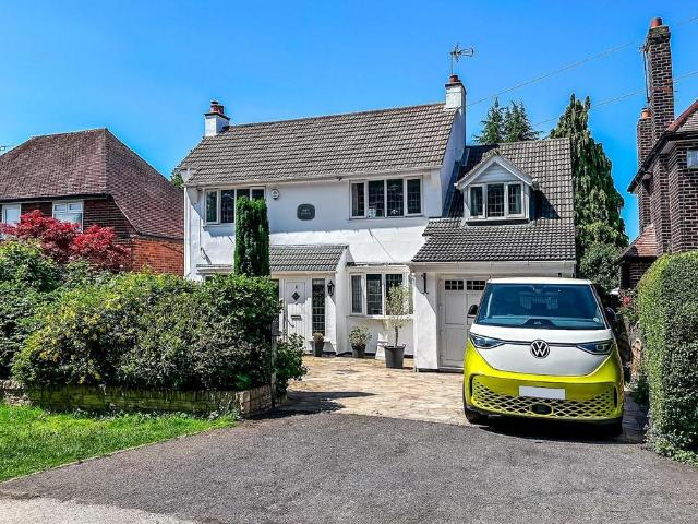 House for sale in Timperley, Timperley