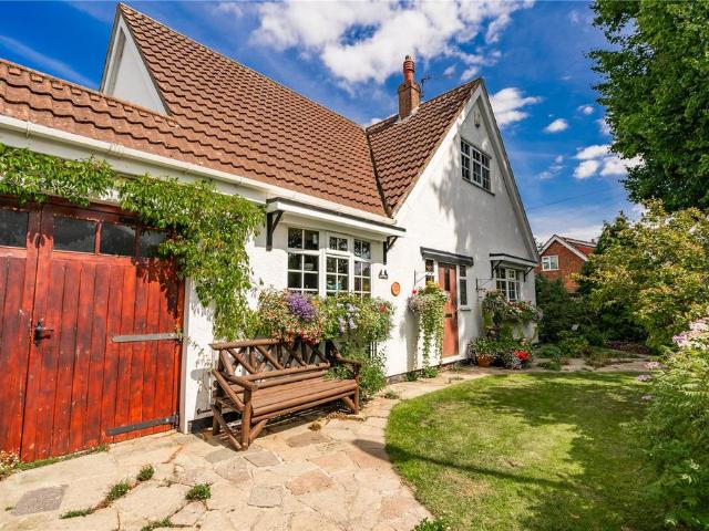 House for sale in Healing, North East Lincolnshire
