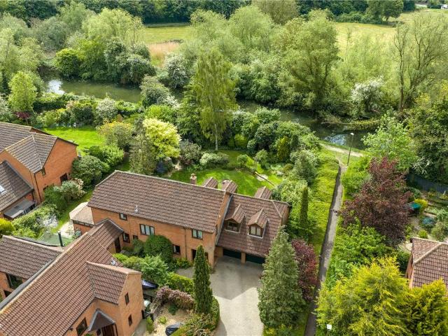 House for sale in Great Linford, Milton Keynes