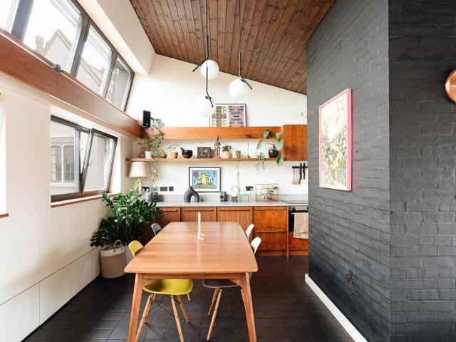 House for sale in Streatham Hill, Greater London