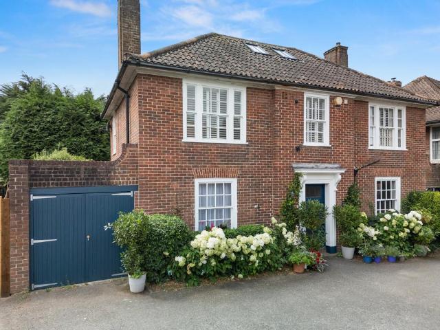 House for sale in Canterbury Christ Church University Accommodation, Canterbury