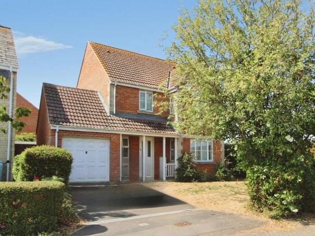 House for sale in Cricklade, Wiltshire
