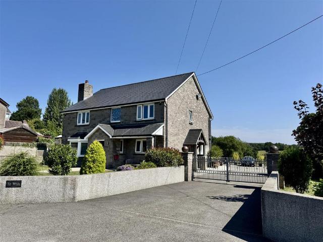 House for sale in Llanfihangel Aberbythych, Wales