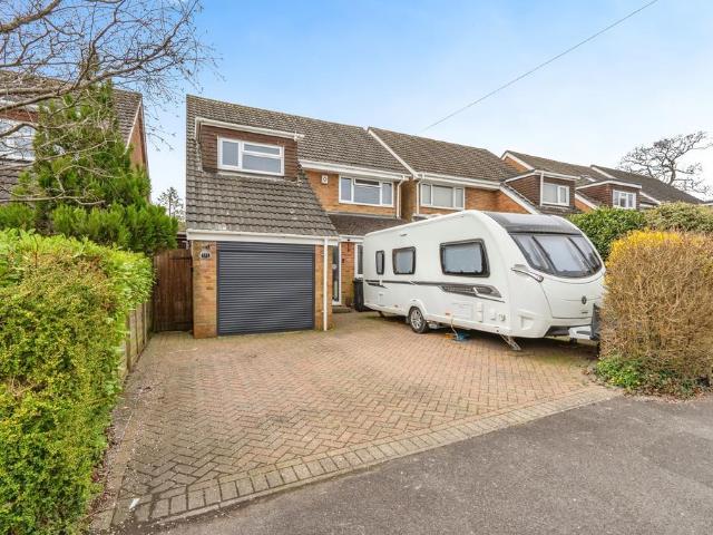 House for sale in Spring Vale, Hampshire