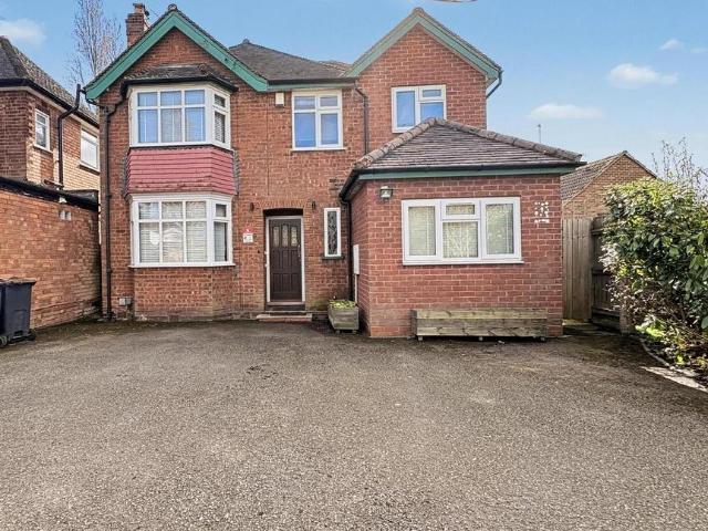 House for sale in Kings Heath, Wake Green