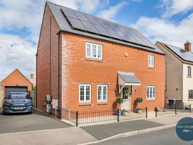House for sale in Brackley, Northamptonshire