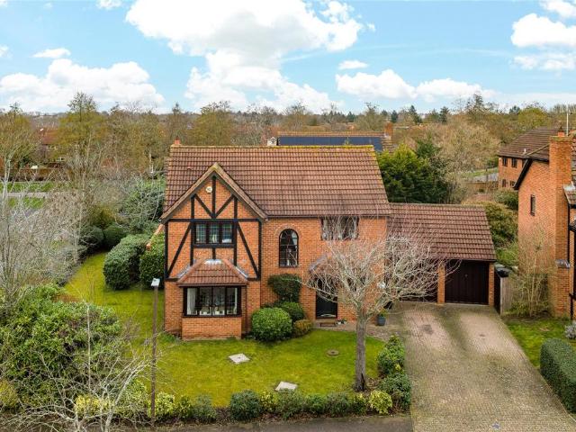 House for sale in Fenny Stratford, Milton Keynes