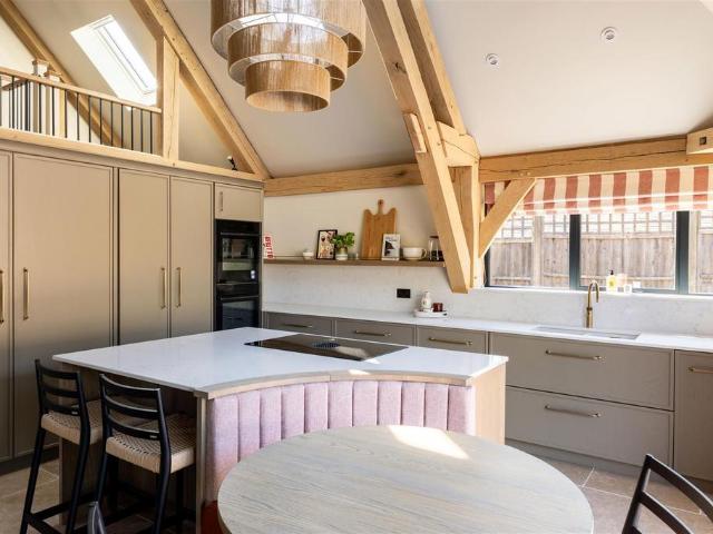 House for sale in Pachesham Park, Surrey