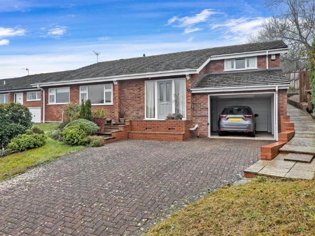 Bungalow for sale in Crookhill, Worcestershire