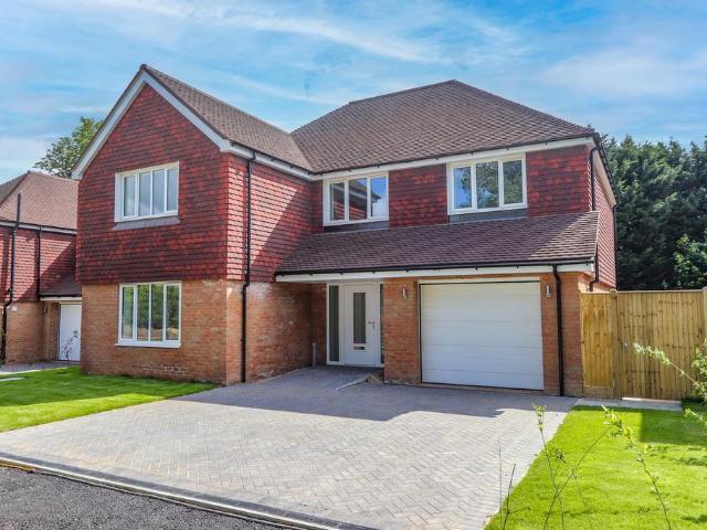 House for sale in Westfield, Heathlands