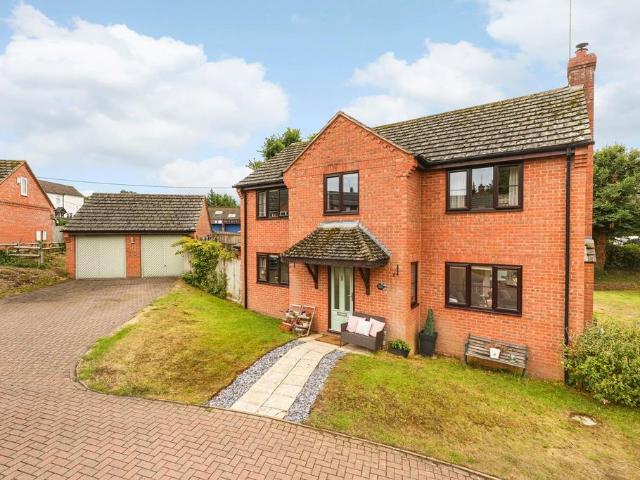 House for sale in Byfield