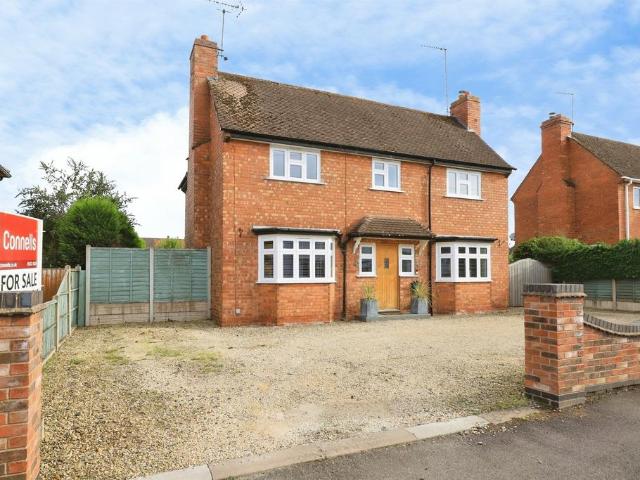 House for sale in Burlish Park, Wyre Forest
