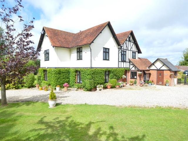 House for sale in Chipping Hill, Essex