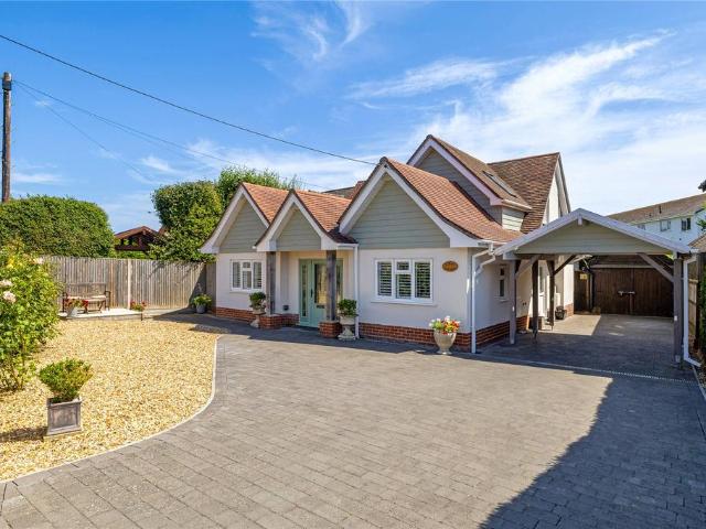 House for sale in Milford-on-Sea, Ashurst Bridge