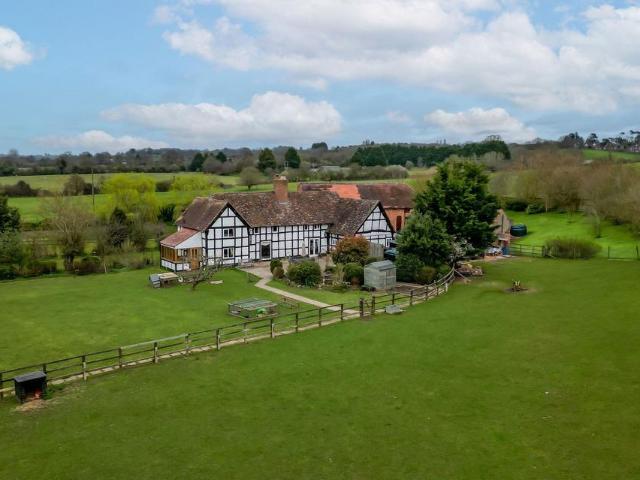 House for sale in Redditch, Worcestershire