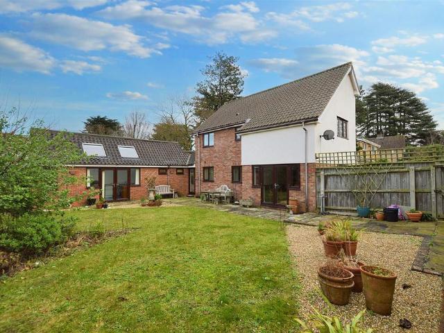 House for sale in Comers, Norfolk