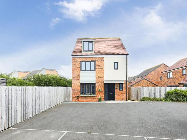 House for sale in Holystone, North Tyneside