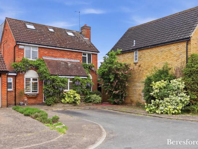 House for sale in Chignall St. James, Chelmsford