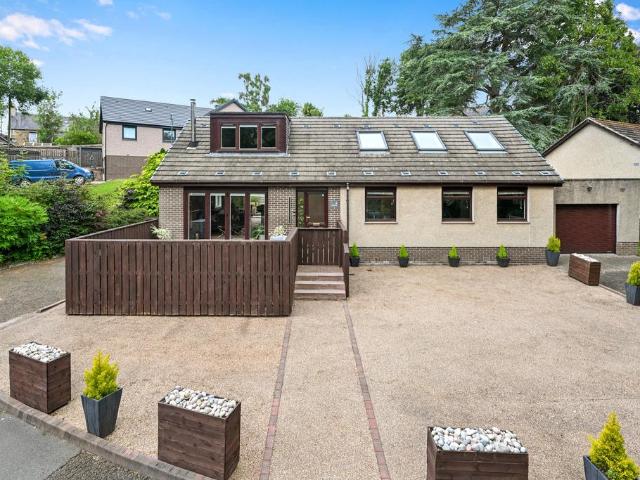 House for sale in Milton Bridge, Scotland