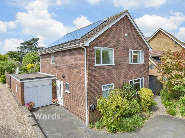House for sale in Oad Street, Kent