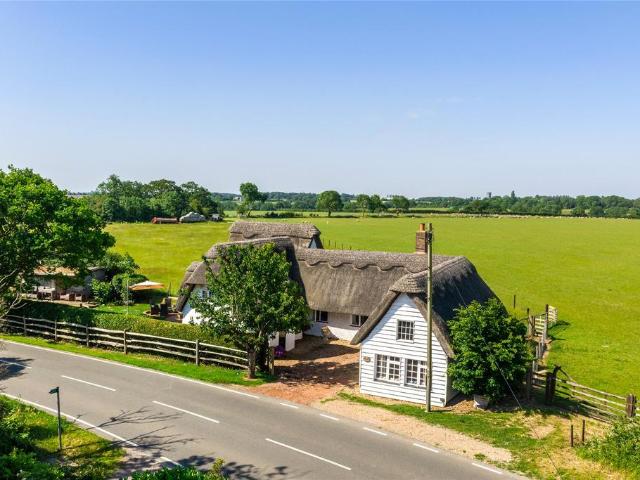 House for sale in Bedford