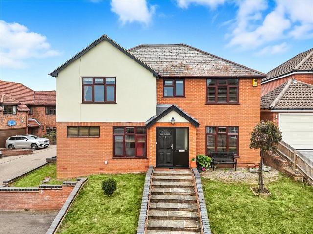 House for sale in Queens Park, Billericay