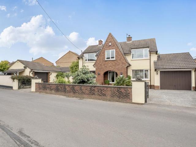 House for sale in North Petherton, Somerset