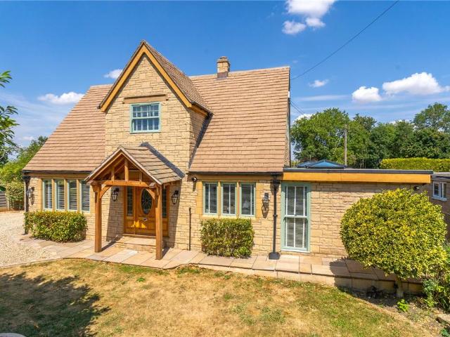 House for sale in Fossebridge, Gloucestershire