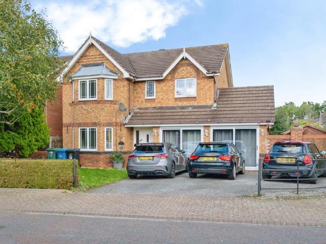 House for sale in Manor Park, Runcorn