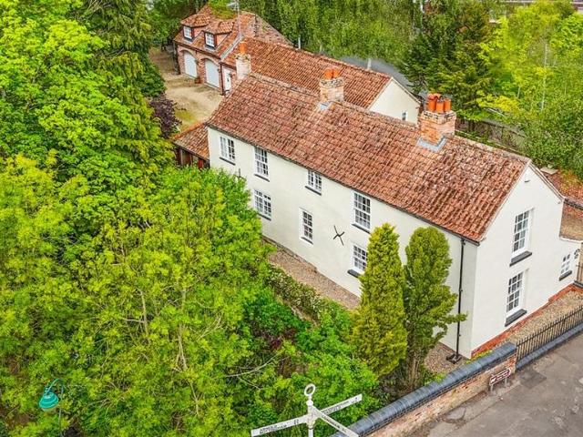 House for sale in Gedling, East Midlands
