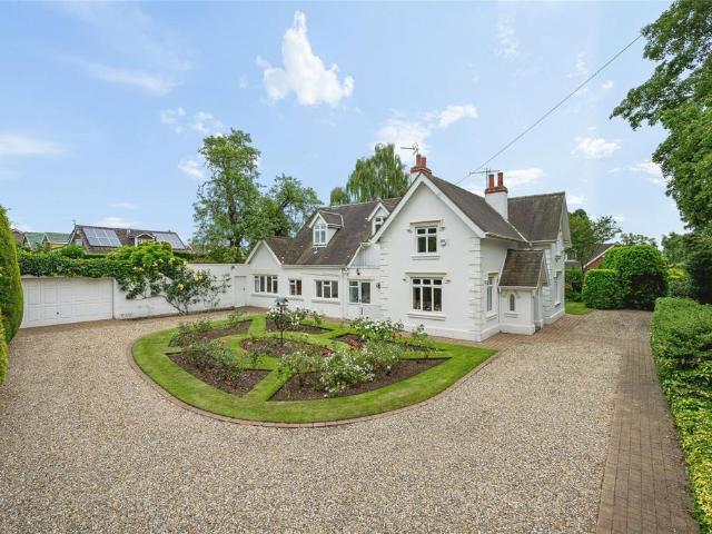 House for sale in Upton-by-Chester, Two Mills