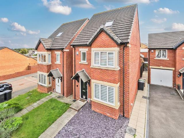 House for sale in Pudsey, West Yorkshire