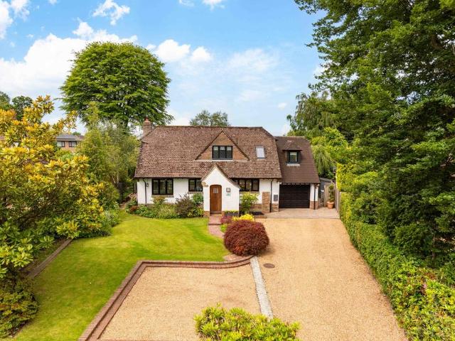 House for sale in Glynde, West Sussex