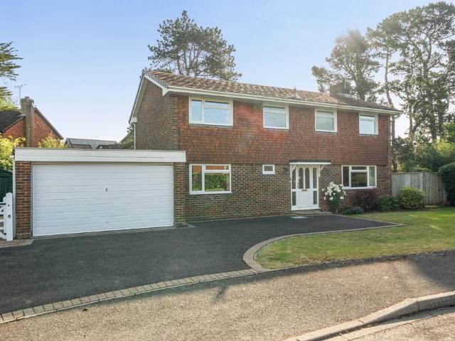 House for sale in Otterbourne, Hampshire