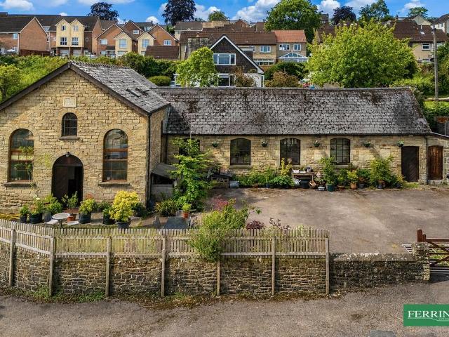 House for sale in Bromsberrow Heath, Gloucestershire