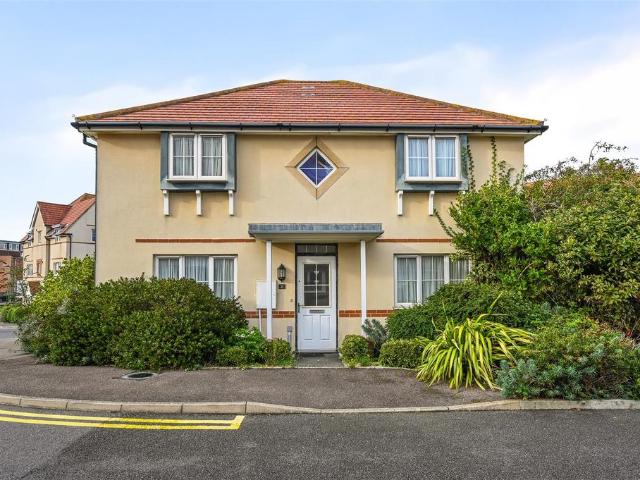 House for sale in Pebsham, Heathlands