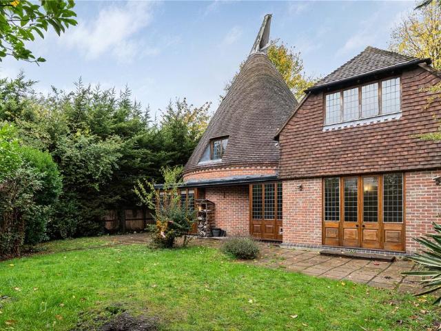 House for sale in Bickley, Greater London