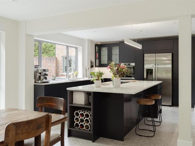 House for sale in Pachesham Park, Surrey
