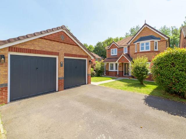House for sale in Whittle Hall, Warrington