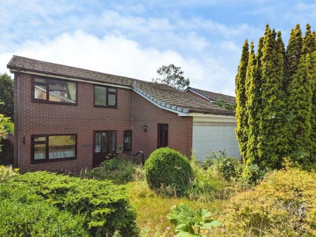 House for sale in Saddleworth, Pendock