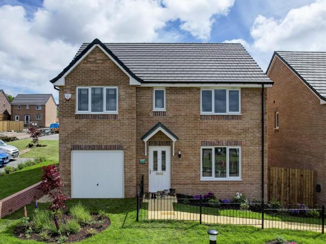 House for sale in Beith, Scotland